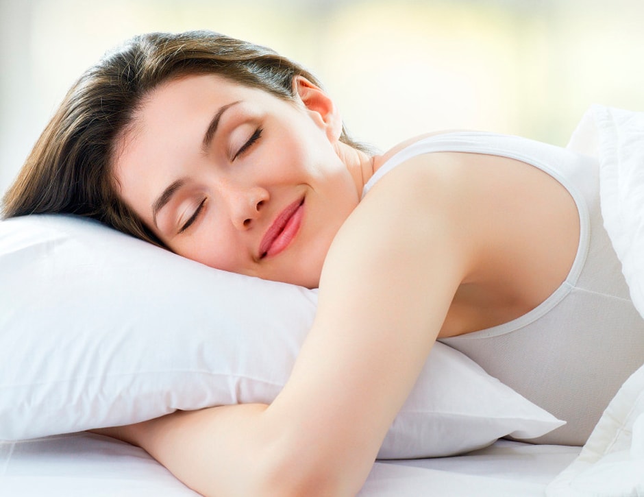 Melhor não dormir com a lente de contato