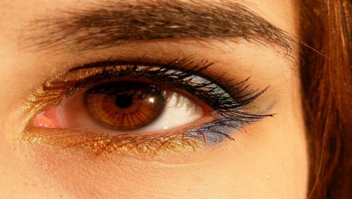 lente de contato com ouro
